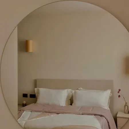 Apartment Gems Living *